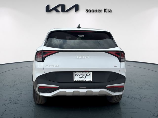 Certified 2025 Kia Sportage LX AWD/4WD image 5