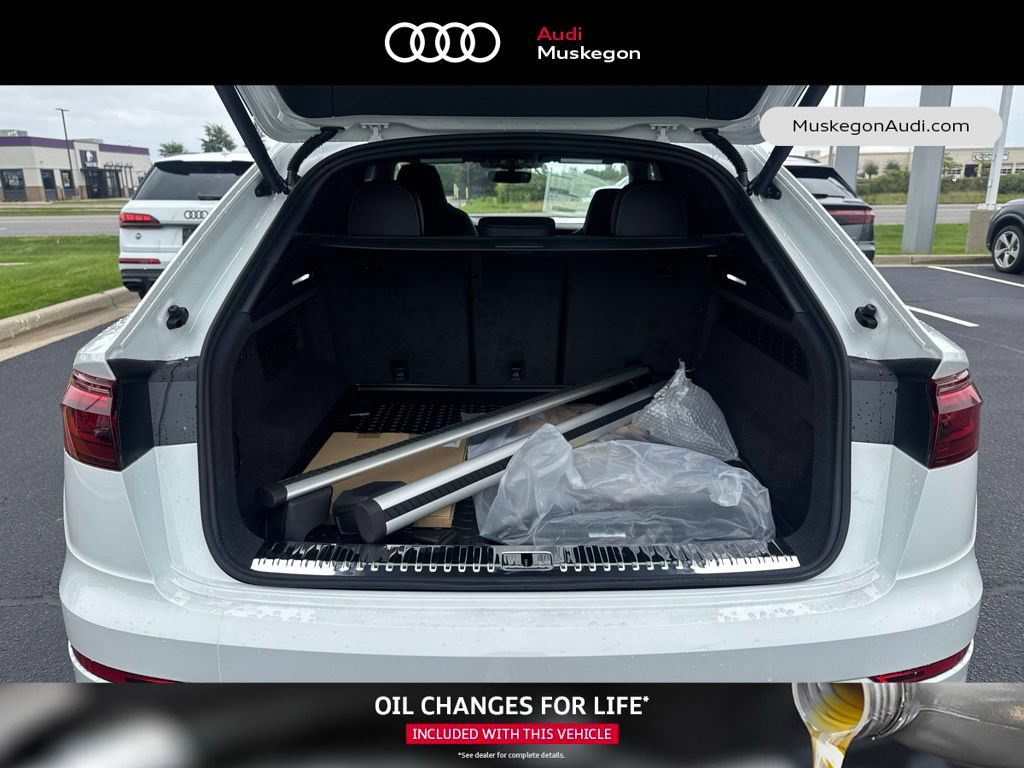 New 2027 Audi SQ8 Prestige AWD/4WD image 28
