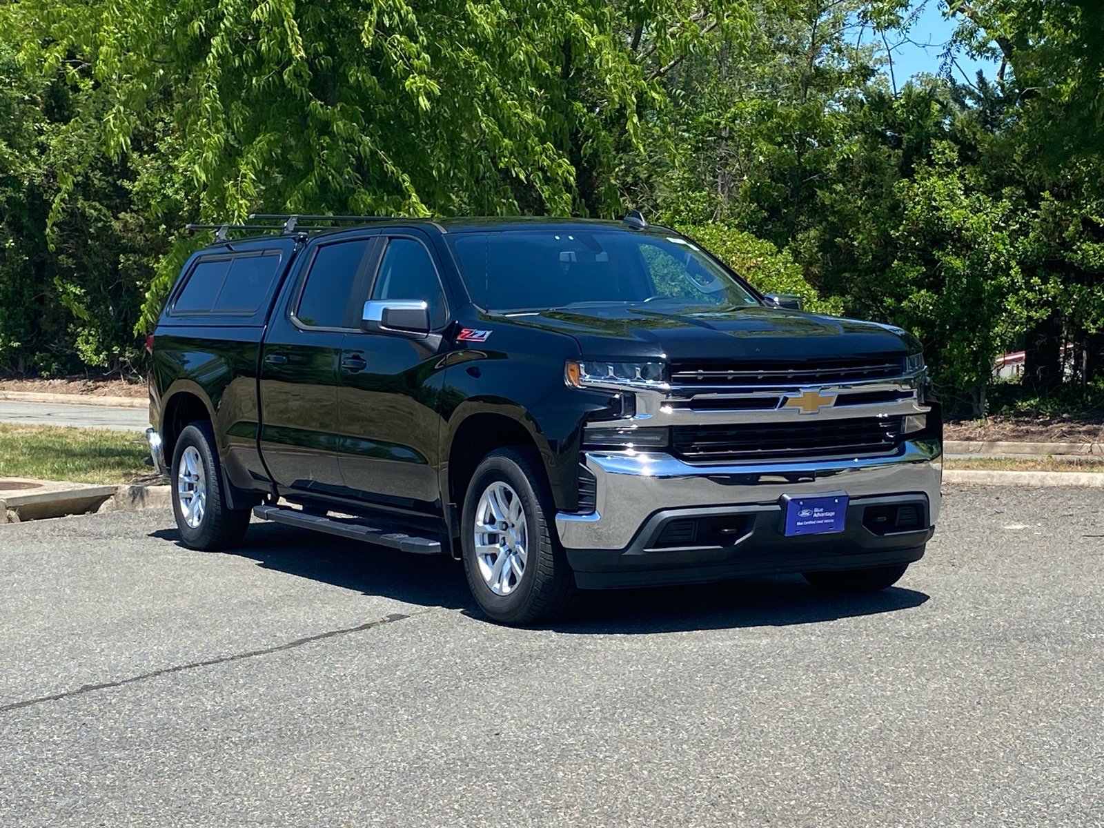 Used 2019 Chevrolet Silverado 1500 LT w/ All-Star Edition AWD/4WD image 2