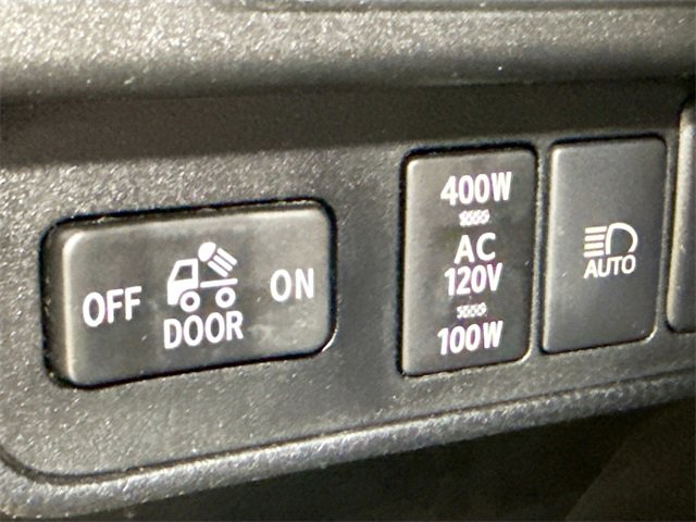 Used 2019 Toyota Tacoma TRD Off-Road image 12