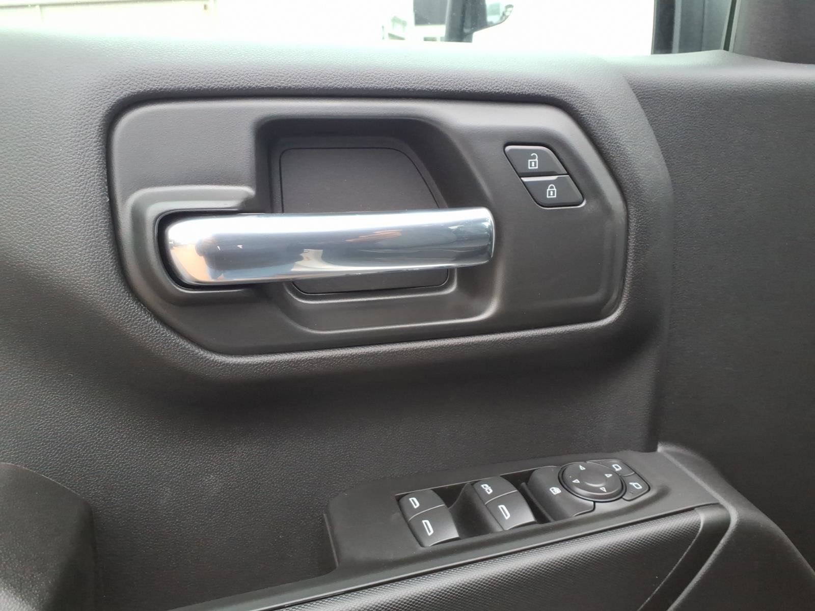 New 2026 GMC Sierra 1500 Pro w/ Pro Value Package AWD/4WD image 7