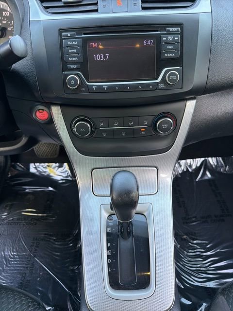 Used 2015 Nissan Sentra SR FWD image 19