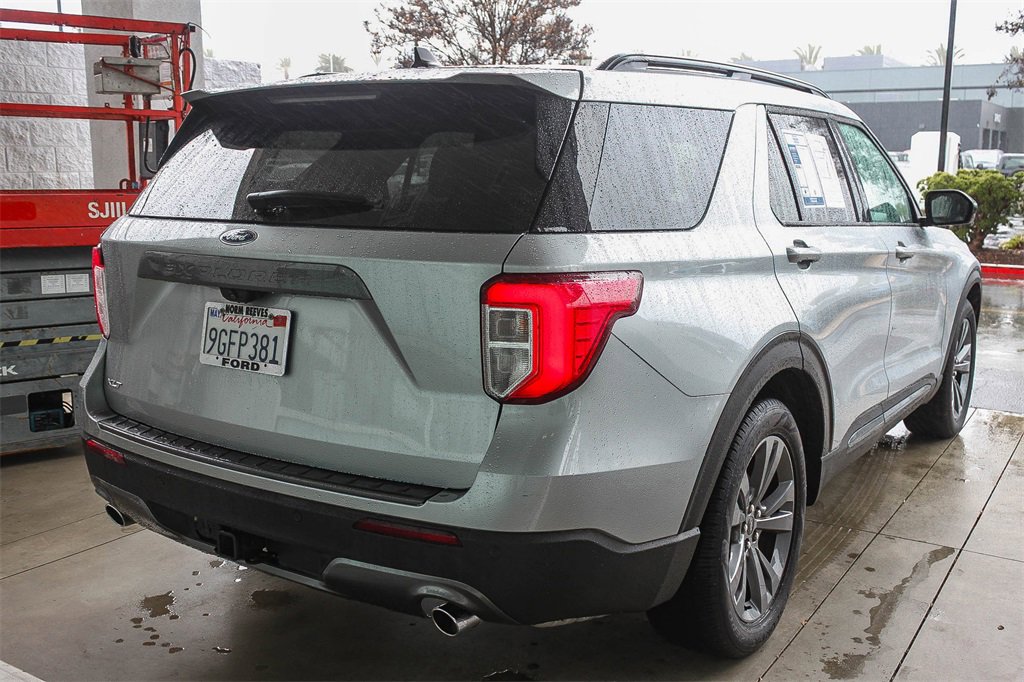 Used 2023 Ford Explorer XLT w/ Equipment Group 202A image 7