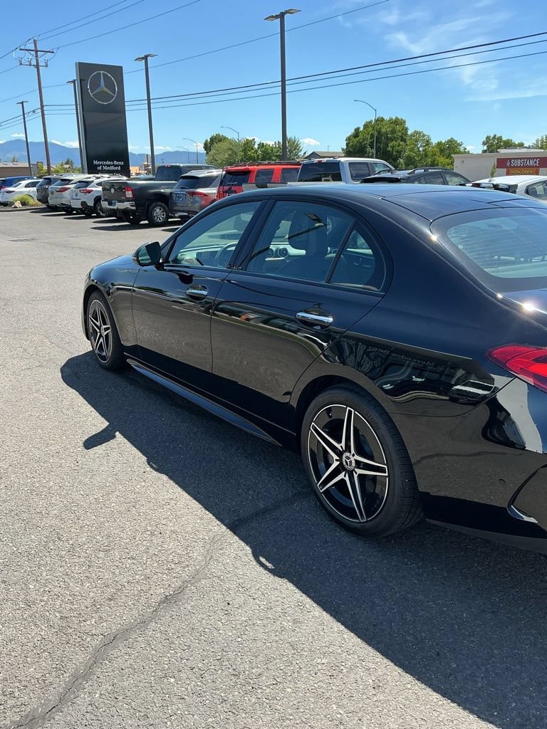 Used 2025 Mercedes-Benz C 300 4MATIC Sedan image 12