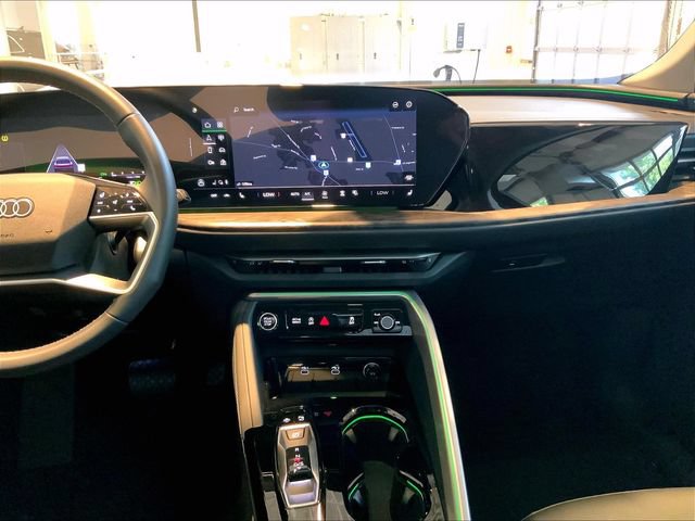 Certified 2025 Audi Q5 Premium w/ Convenience Package AWD/4WD image 15