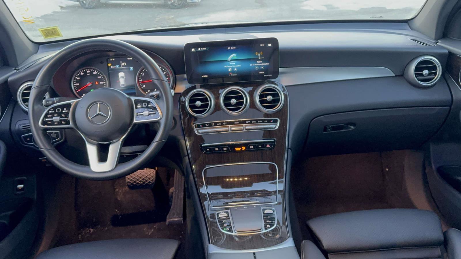 Used 2022 Mercedes-Benz GLC 300 4MATIC Coupe image 11