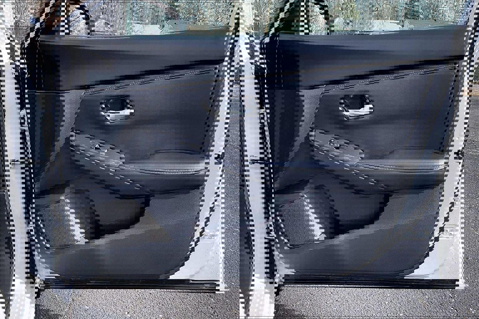 Used 2024 Nissan Sentra SV image 26