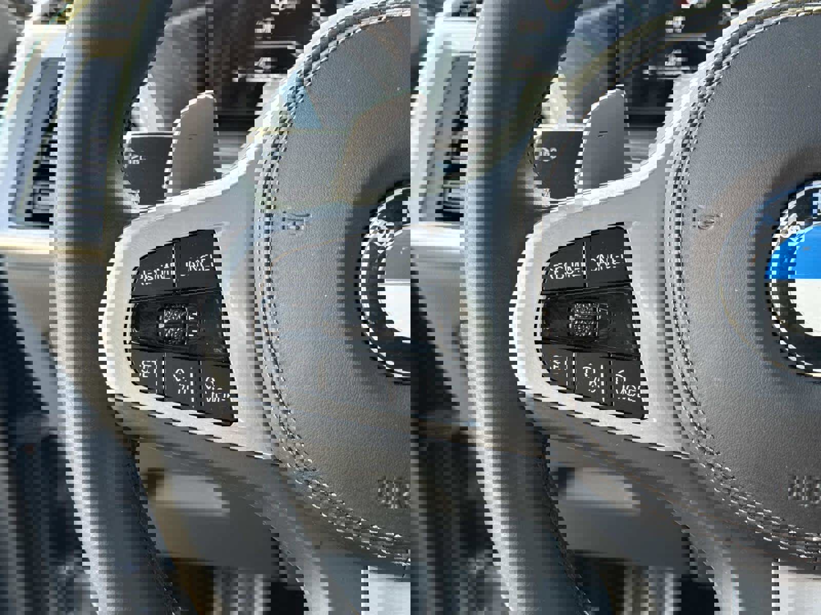 Used 2024 BMW X5 xDrive40i w/ M Sport Package image 21