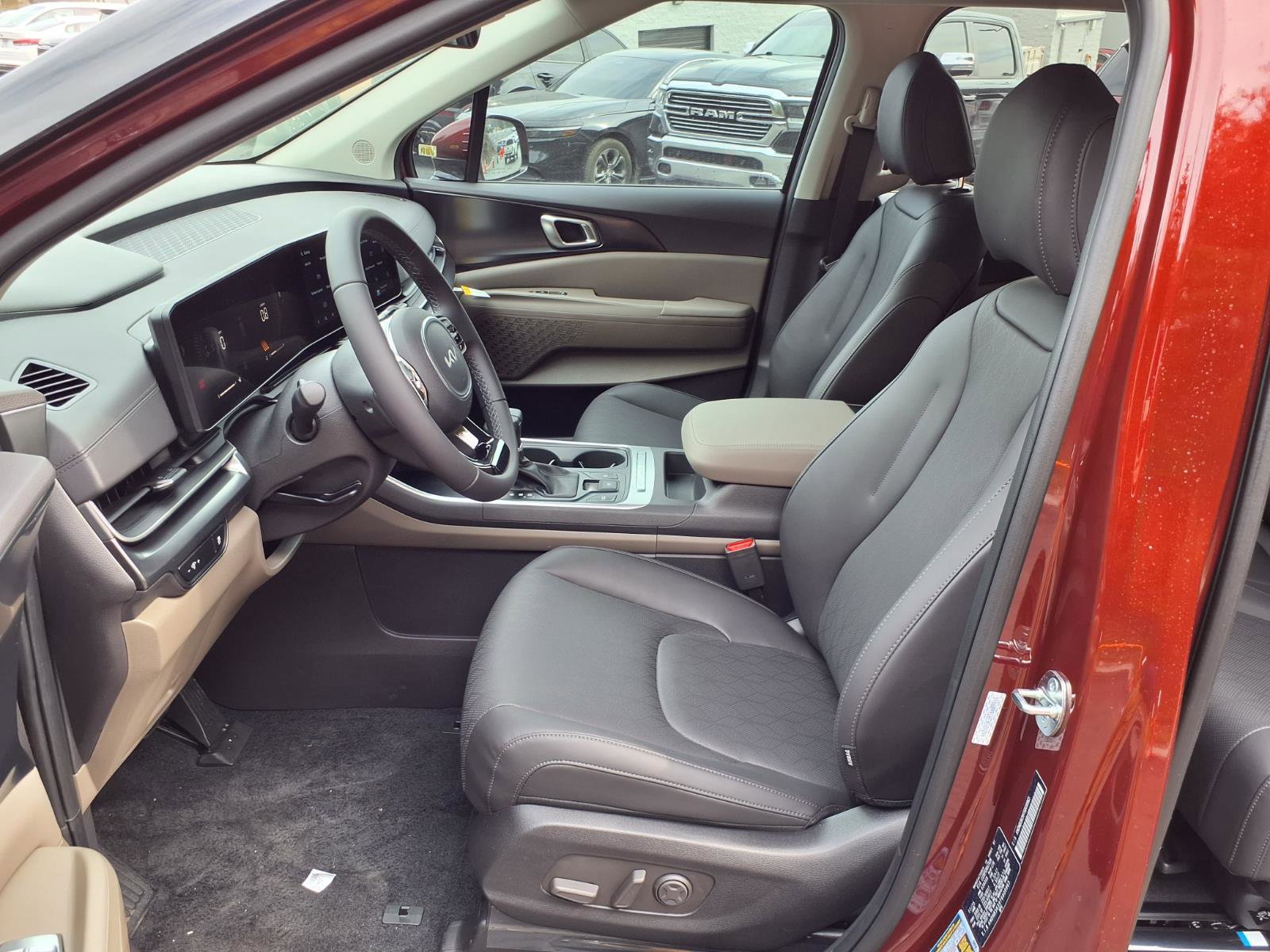 New 2026 Kia Carnival image 5