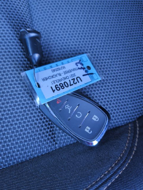 Used 2021 Chevrolet Traverse LT FWD image 27