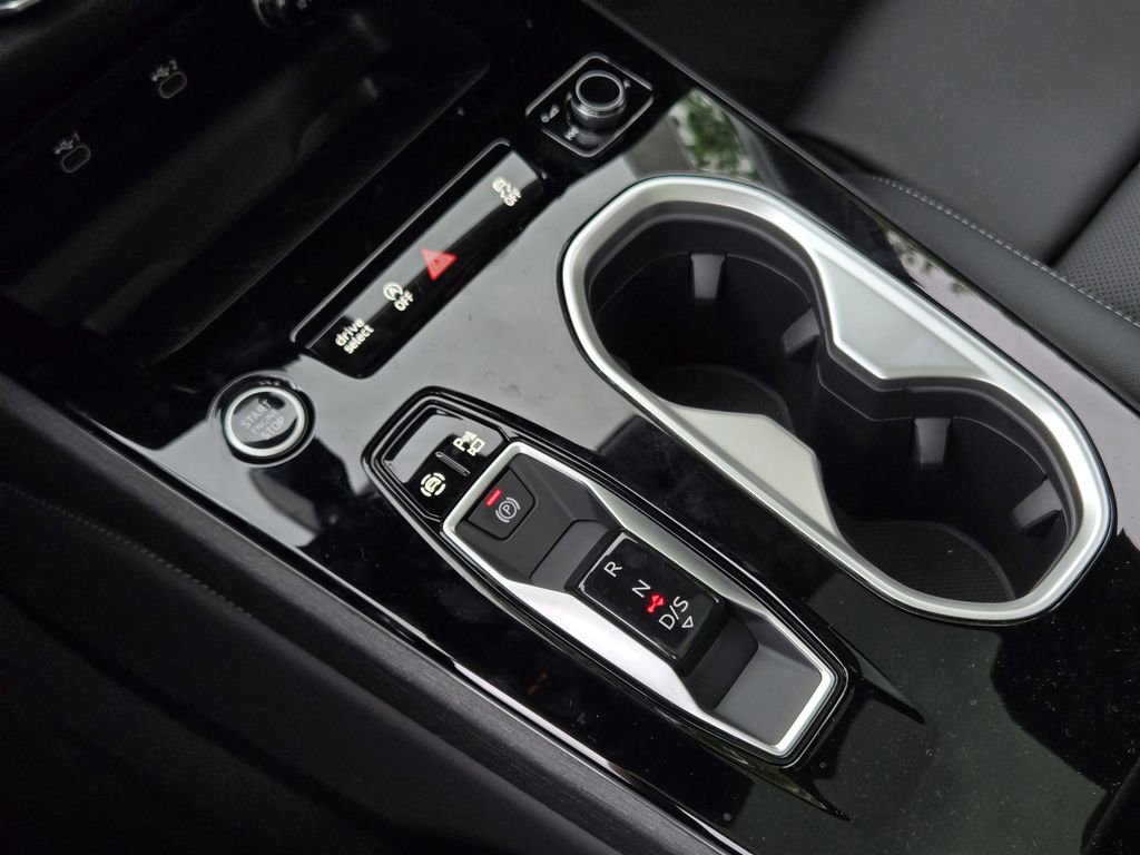 New 2026 Audi A6 Premium Plus AWD/4WD image 25