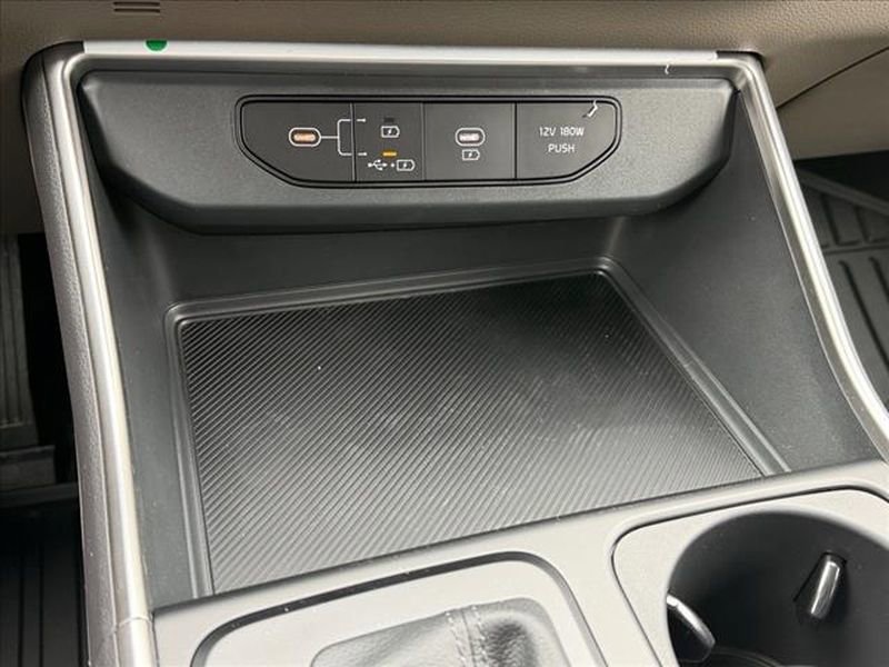 New 2026 Kia Carnival image 23