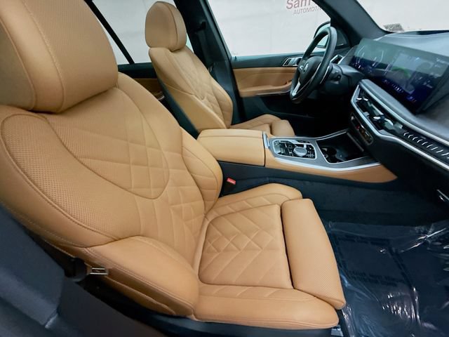 Used 2024 BMW X5 xDrive40i w/ Premium Package AWD/4WD image 29
