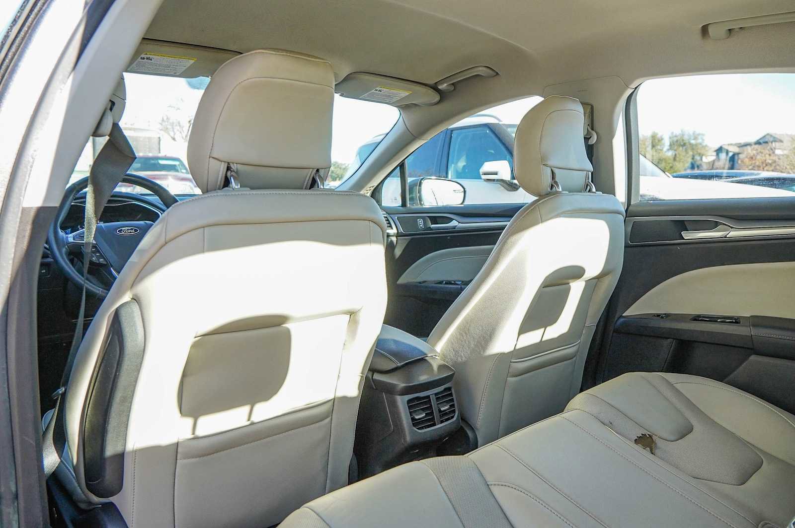 Used 2014 Ford Fusion Titanium image 28