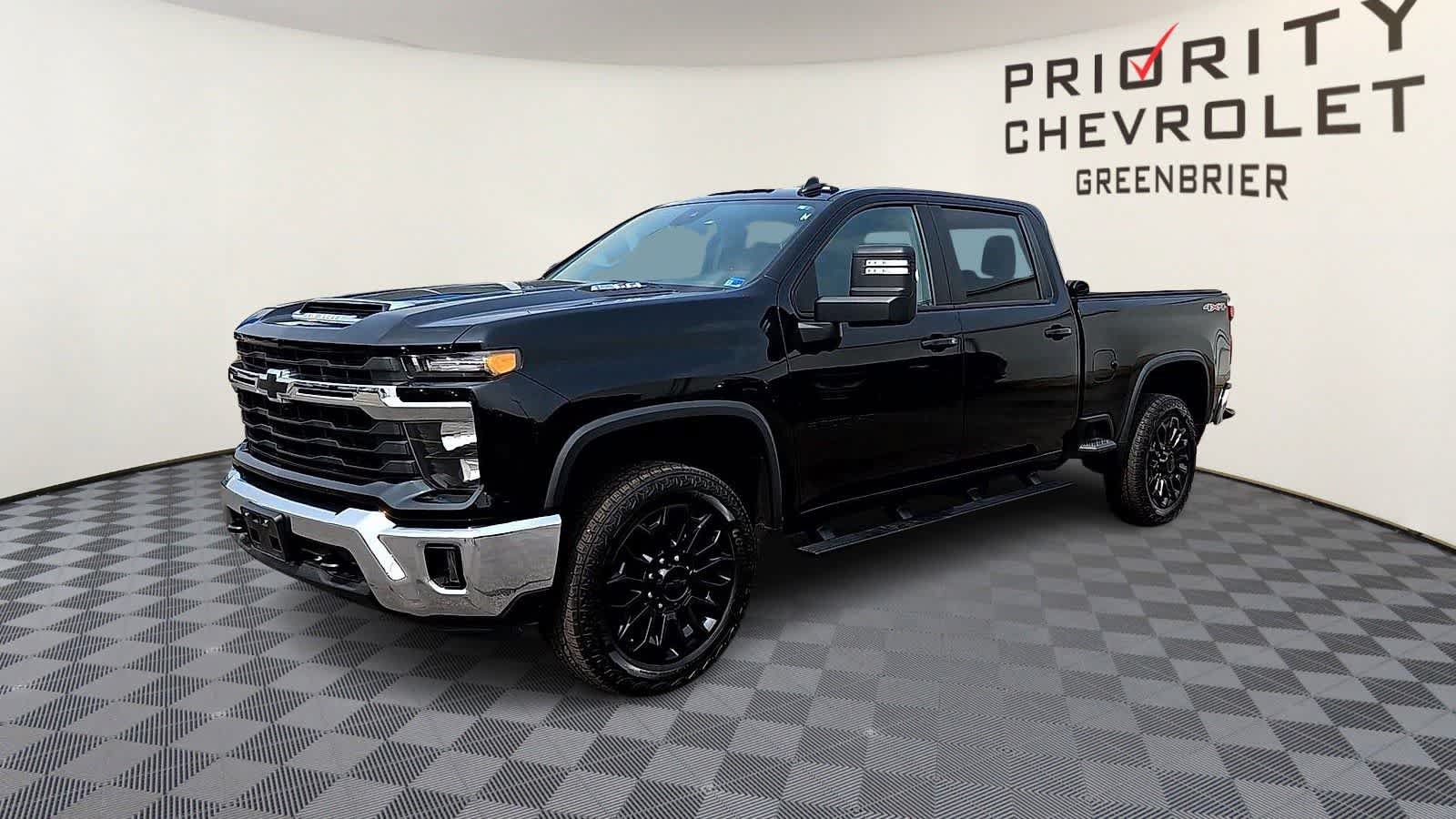Used 2024 Chevrolet Silverado 2500 LT w/ All Star Edition AWD/4WD image 4
