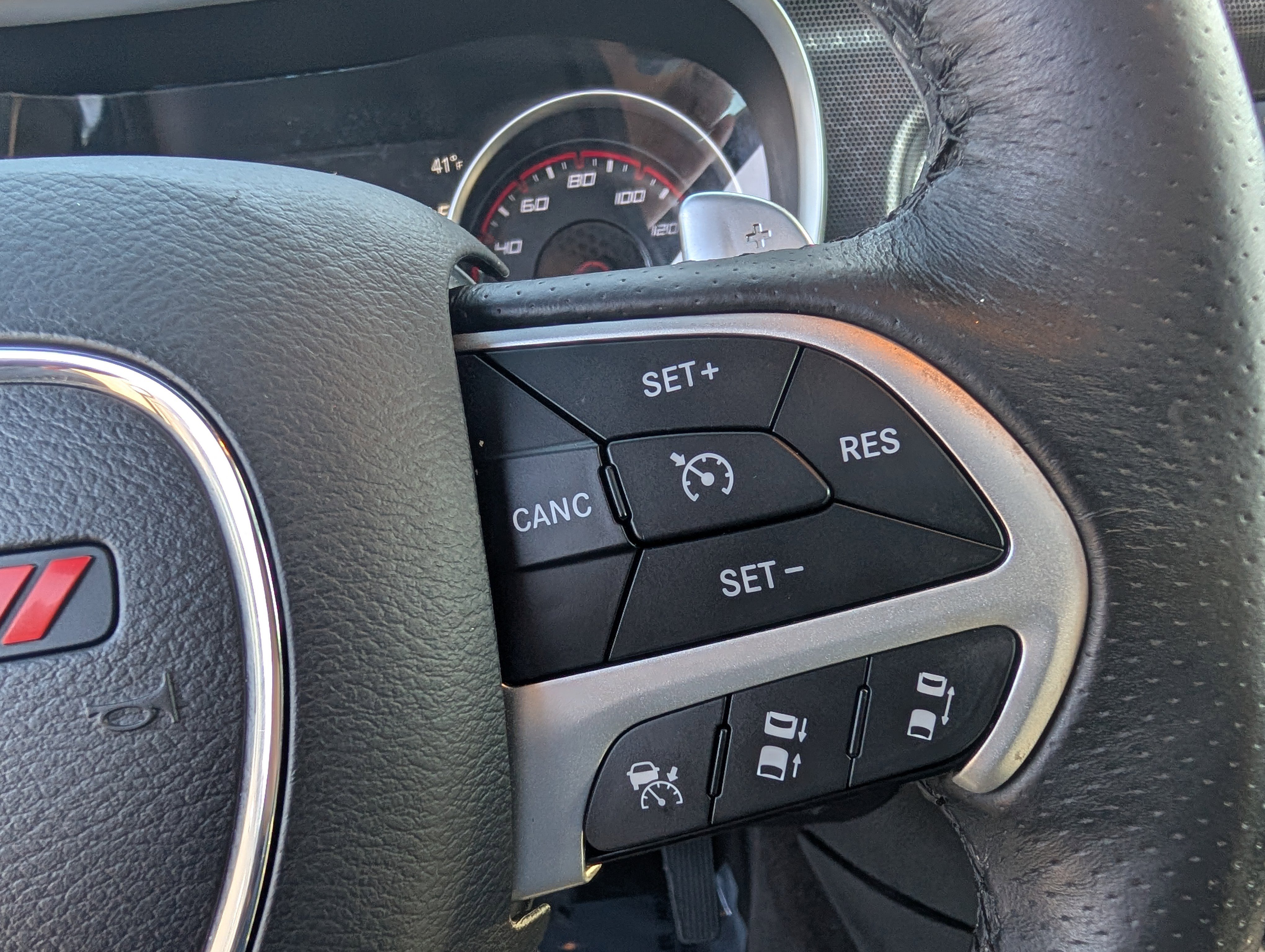 Used 2016 Dodge Charger R/T RWD image 17