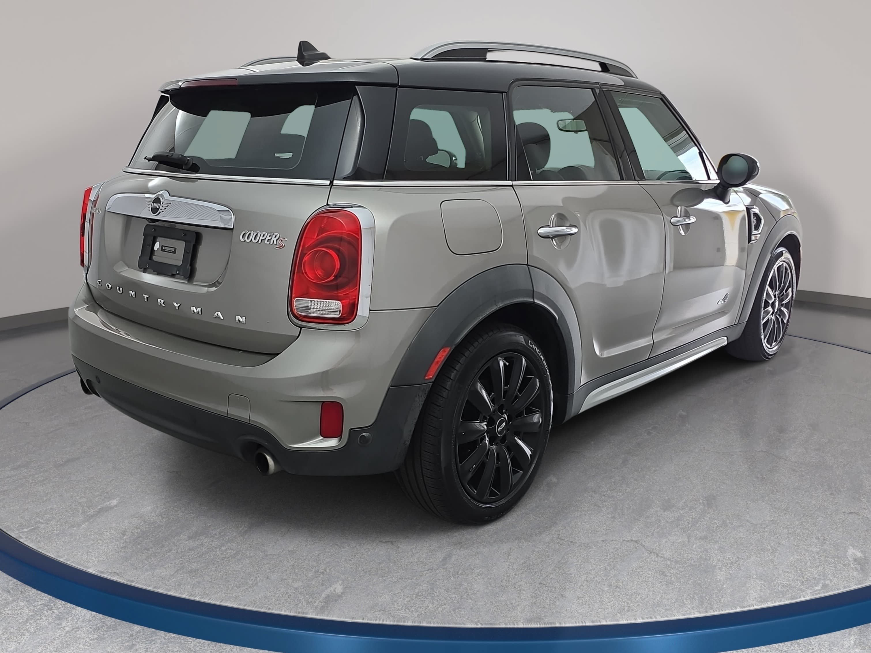 Used 2019 MINI Cooper Countryman S w/ Premium Package AWD/4WD image 5