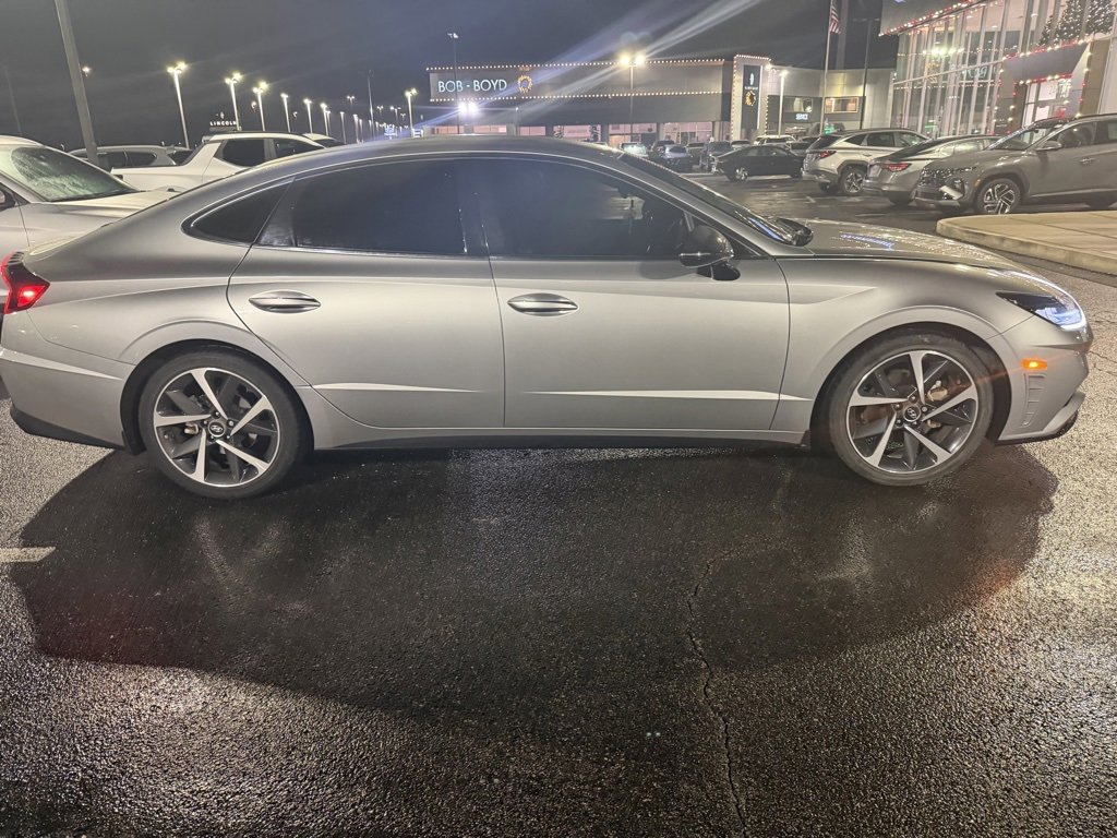 Used 2021 Hyundai Sonata SEL Plus w/ Cargo Package image 3