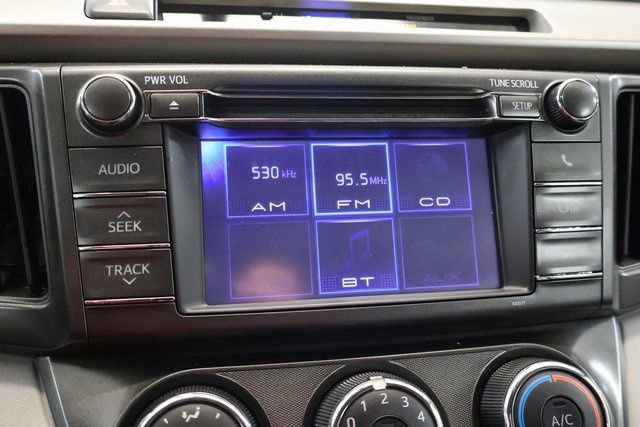 Used 2013 Toyota RAV4 LE image 21