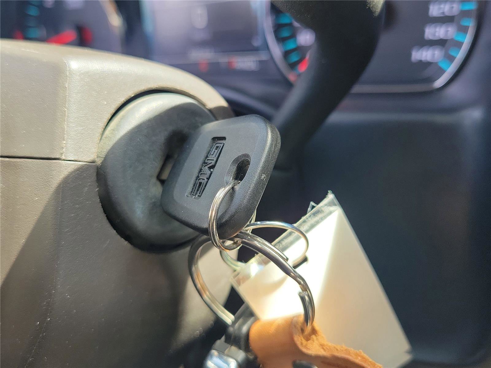 Used 2017 GMC Sierra 1500 SLT image 30