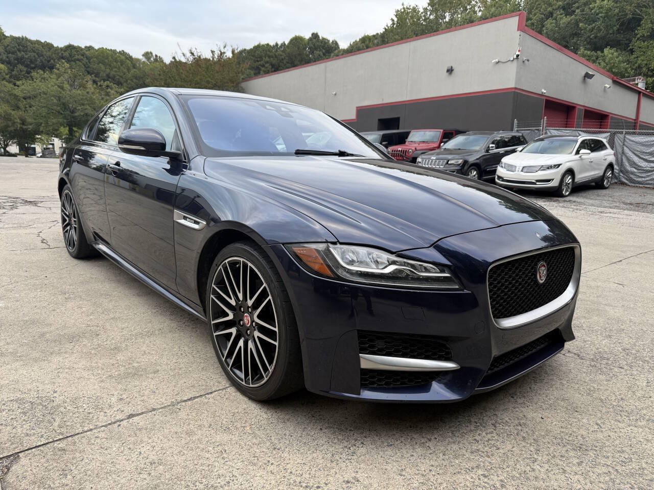 Used 2018 Jaguar XF R-Sport AWD/4WD image 44