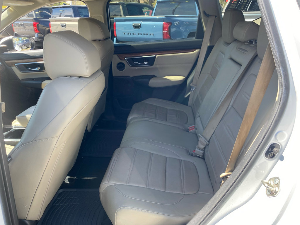 Used 2019 Honda CR-V Touring image 6