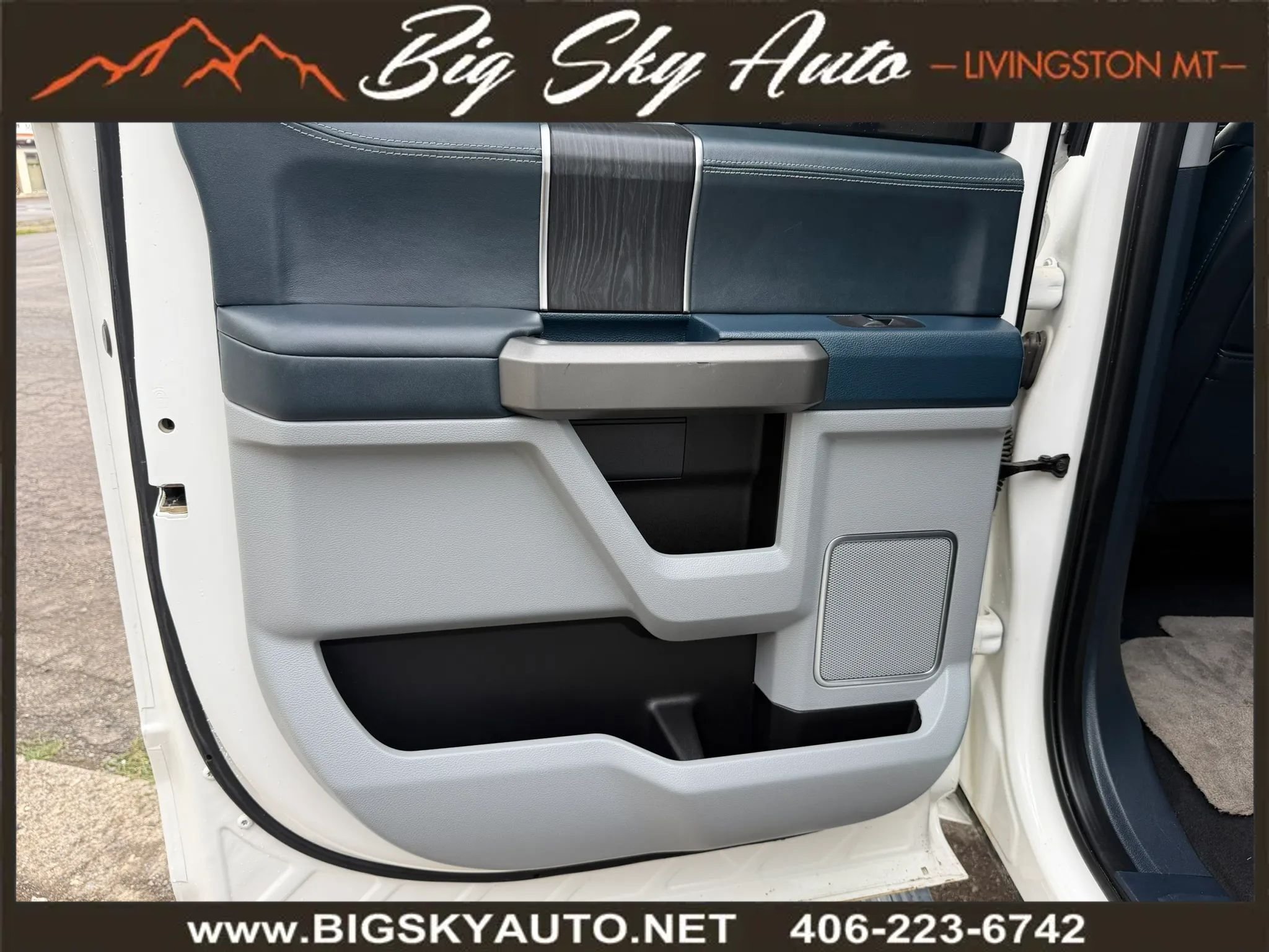 Used 2022 Ford F350 Limited w/ FX4 Off-Road Package AWD/4WD image 19