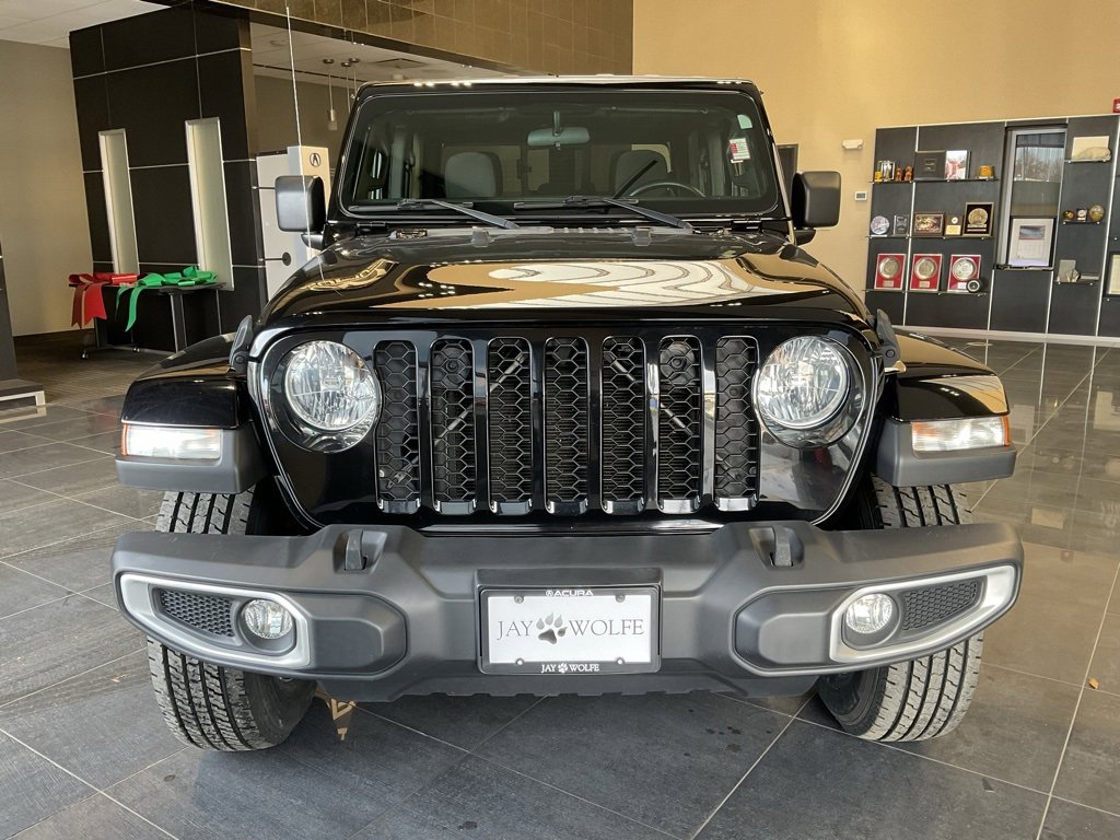 Used 2021 Jeep Gladiator Sport image 2