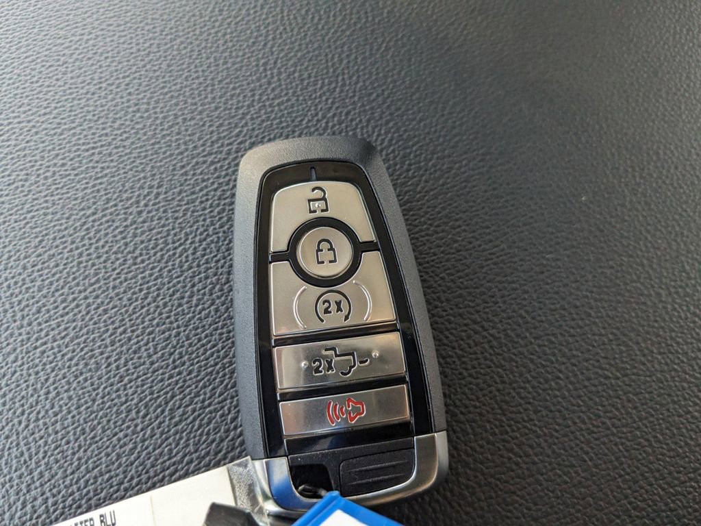 New 2025 Ford F150 Lariat w/ Equipment Group 501A Mid image 31