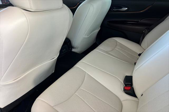 Certified 2021 Toyota Mirai RWD image 4