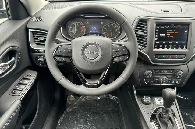 New 2023 Jeep Cherokee Altitude Lux w/ Lux Elite Package image 14