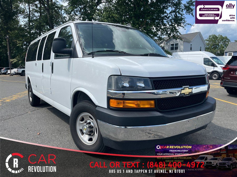 Used 2024 Chevrolet Express 3500 LT w/ LT Preferred Equipment Group RWD image 1