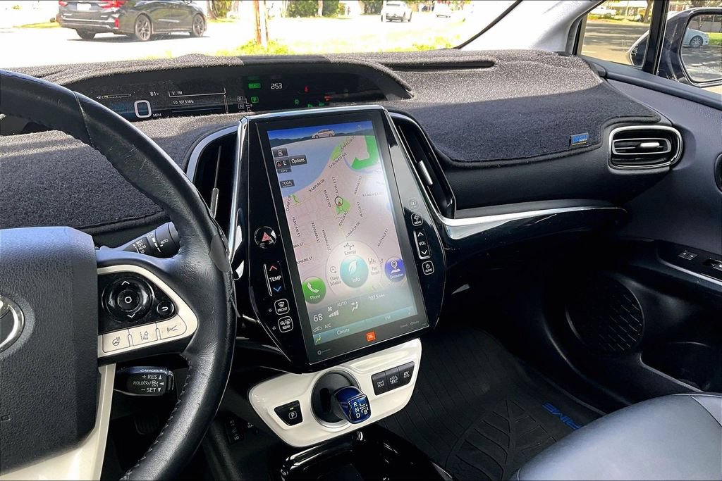 Used 2018 Toyota Prius Prime Plus FWD image 6