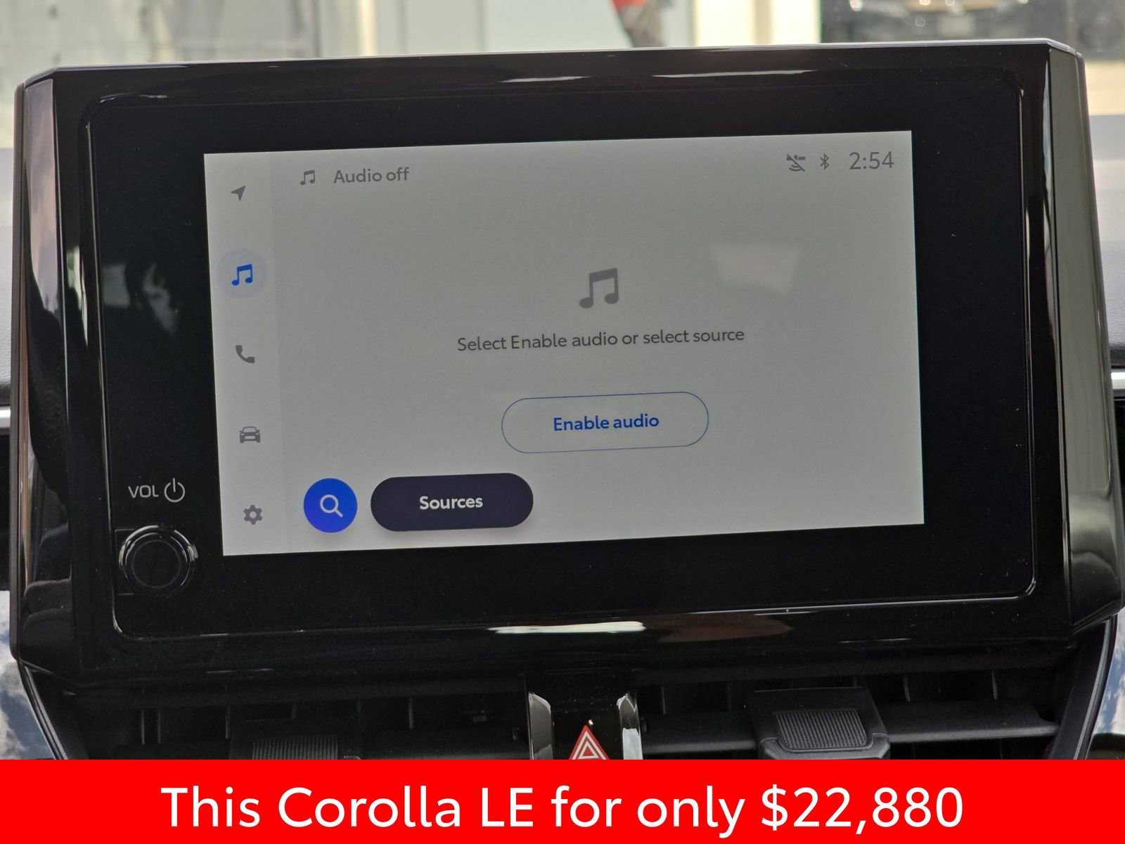 Used 2025 Toyota Corolla LE w/ LE Premium Package image 26