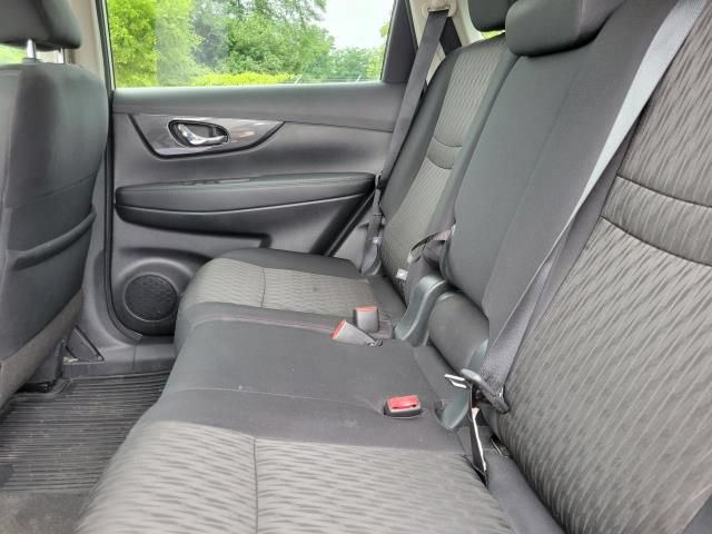 Used 2020 Nissan Rogue SV AWD/4WD image 10