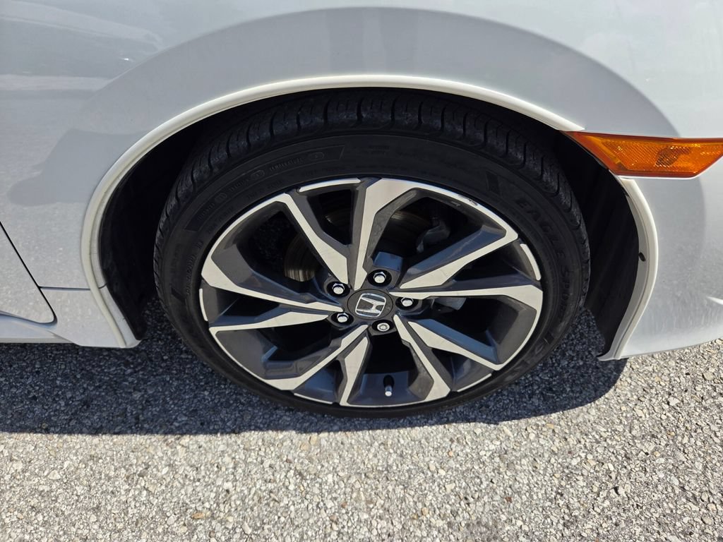 Used 2020 Honda Civic Touring image 18