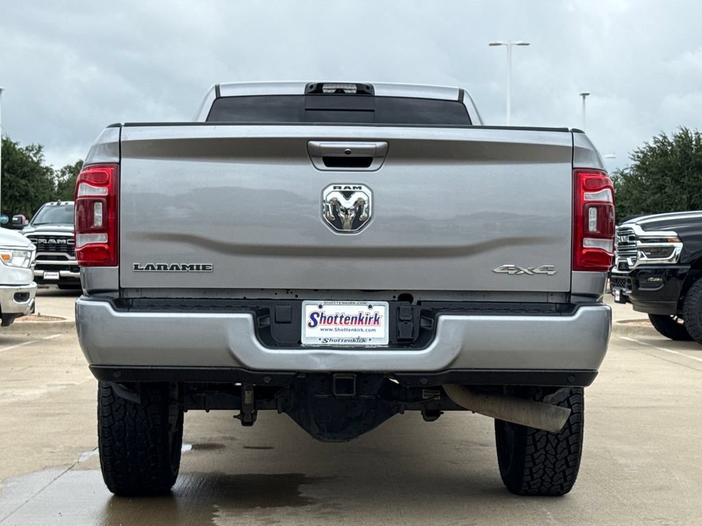 Used 2024 RAM 3500 Laramie w/ Sport Appearance Package AWD/4WD image 8