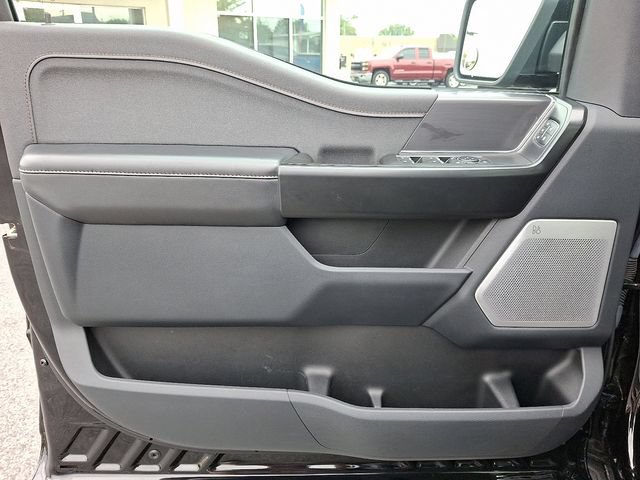 Used 2022 Ford F150 Raptor w/ Equipment Group 801A High AWD/4WD image 13