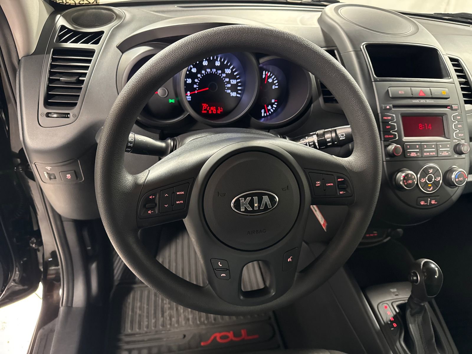 Used 2013 Kia Soul FWD image 19