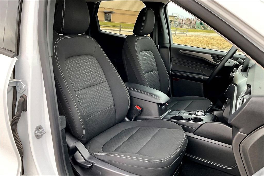 Used 2025 Ford Escape Active image 7