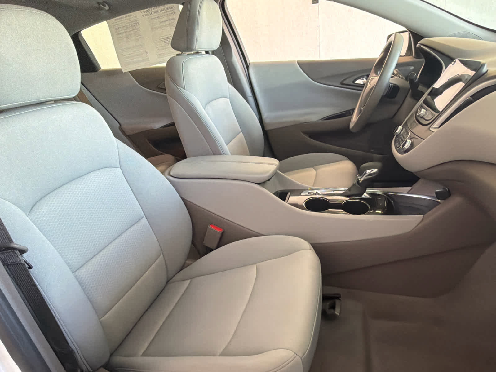 Used 2024 Chevrolet Malibu LT FWD image 24