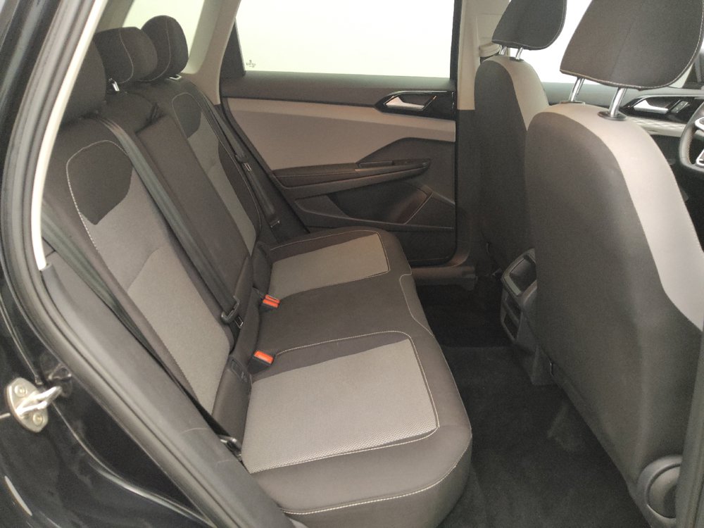 Used 2024 Volkswagen Taos S w/ MDO Package FWD image 19