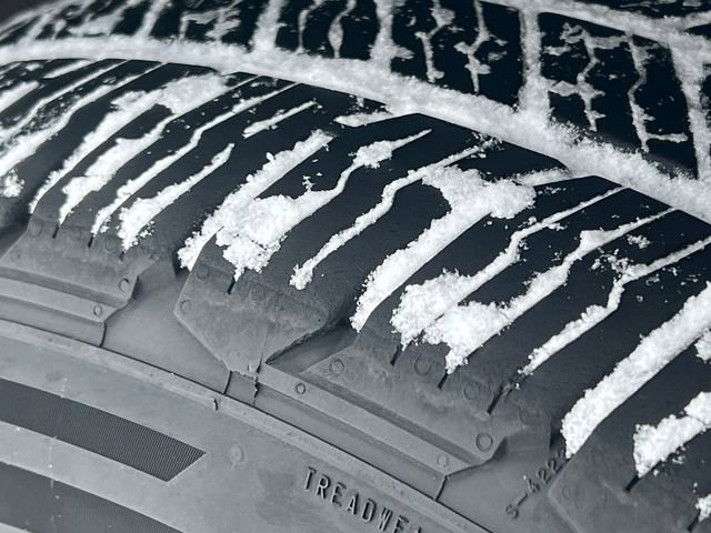 Used 2022 Lincoln Navigator Reserve image 9