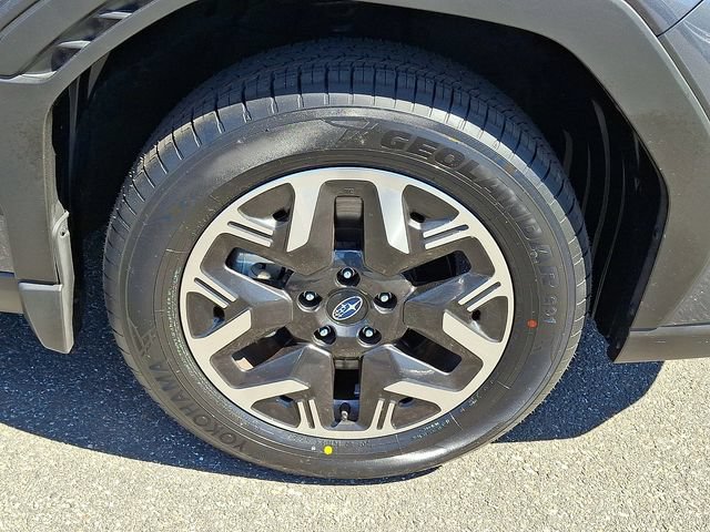 Used 2025 Subaru Forester Premium AWD/4WD image 8