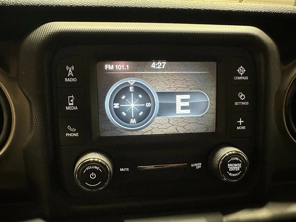 Used 2018 Jeep Wrangler Unlimited Sport AWD/4WD image 34