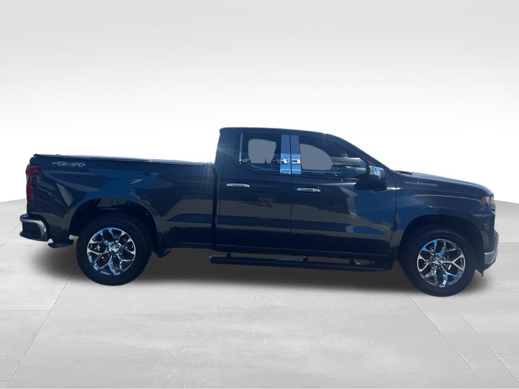 Used 2019 Chevrolet Silverado 1500 LT w/ All-Star Edition AWD/4WD image 14