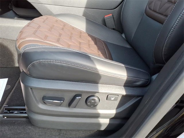 New 2026 Nissan Armada Platinum Reserve image 6