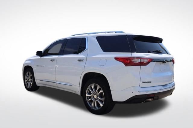 Used 2019 Chevrolet Traverse Premier w/ LPO, Blackout Package FWD image 10