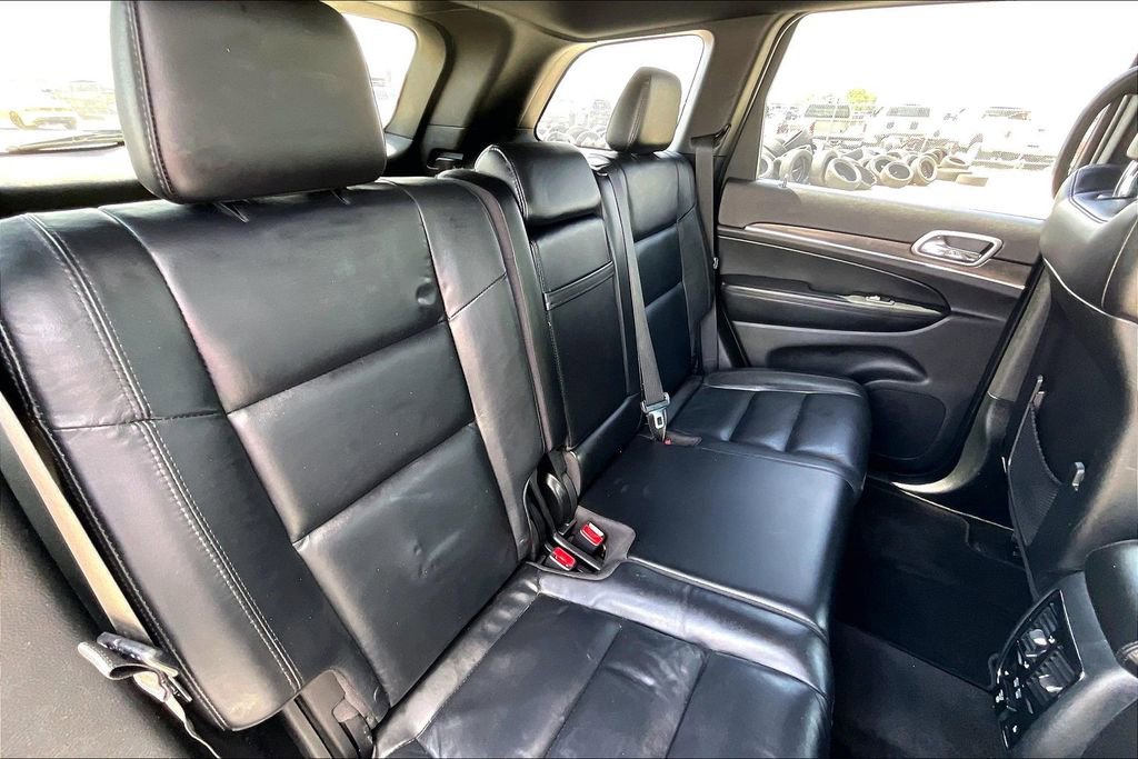 Used 2018 Jeep Grand Cherokee Limited RWD image 22