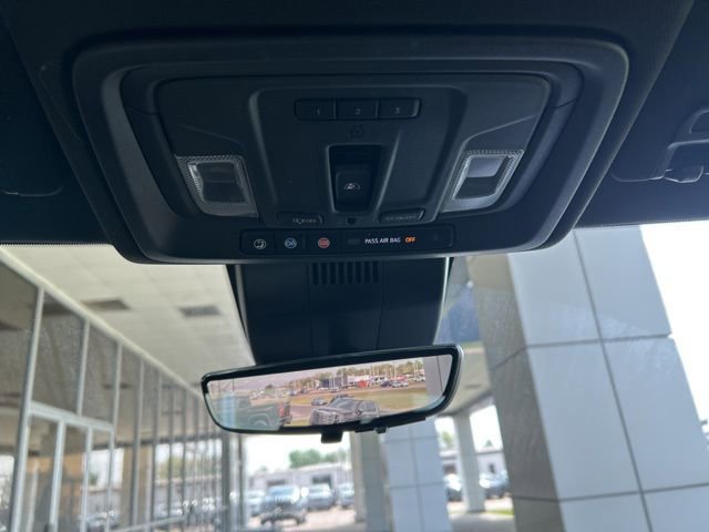 Used 2022 GMC Sierra 1500 AT4 w/ AT4 Premium Package image 22